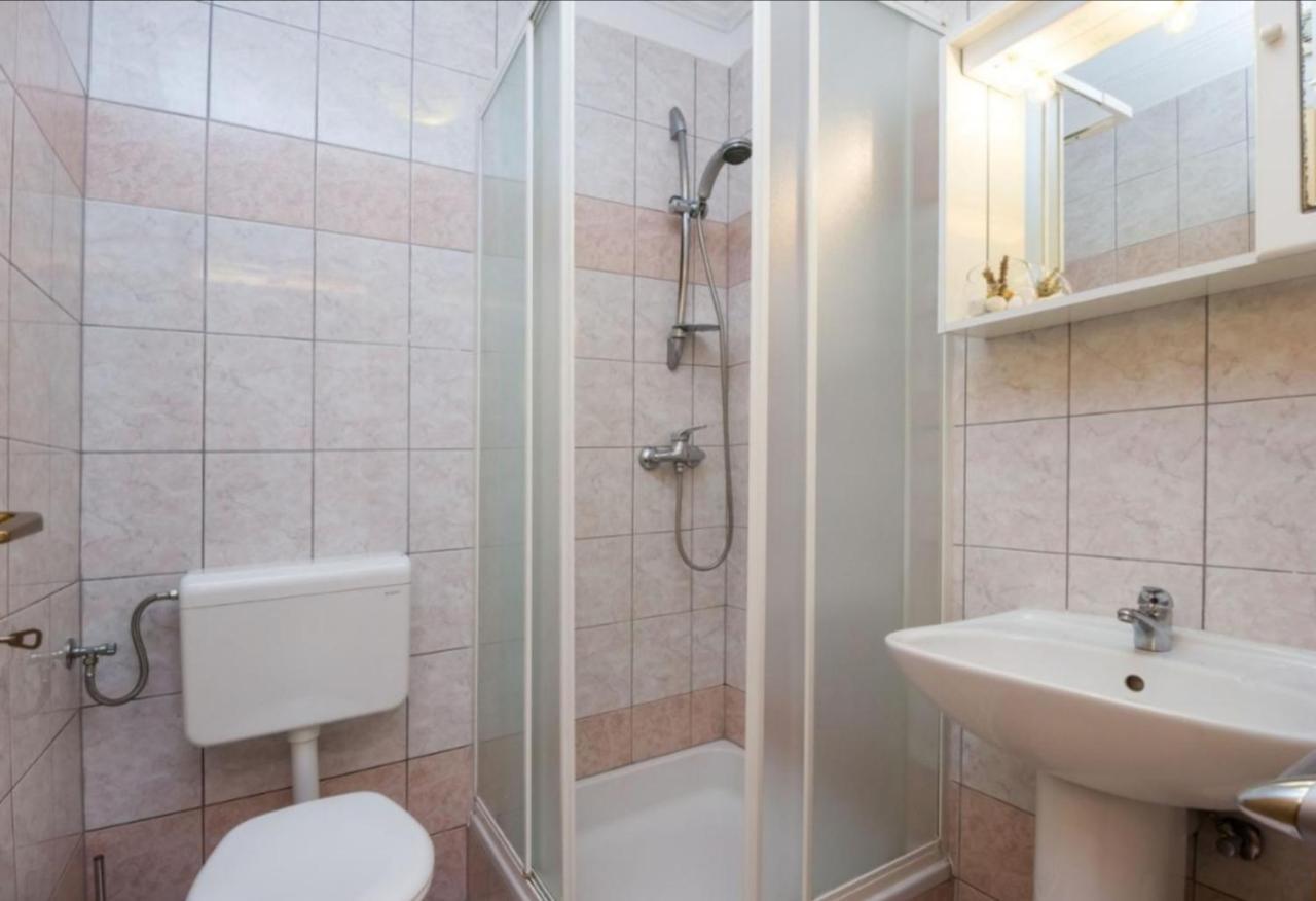 Apartments Mali Lošinj Екстериор снимка