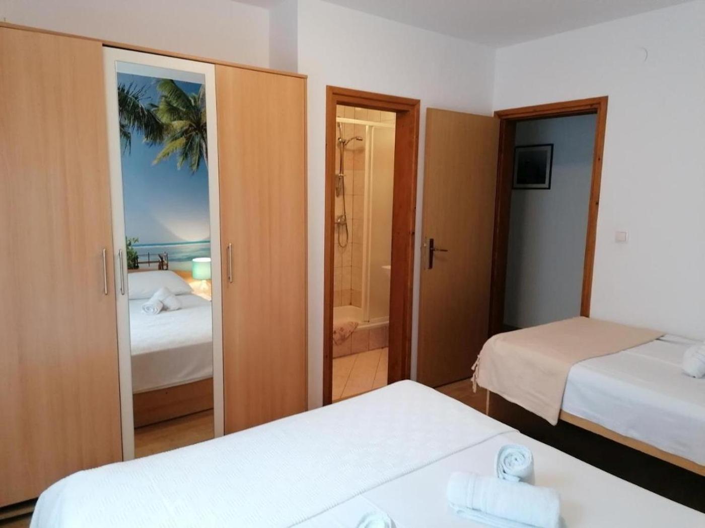 Apartments Mali Lošinj Екстериор снимка